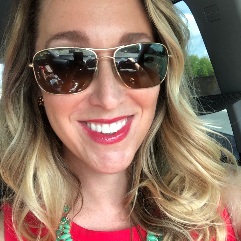 Meet your Posher, Kelly